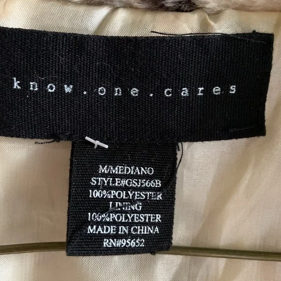 Super cute Know One Cares brand soft leopard fleece jacket size medium - Picture 3 of 6